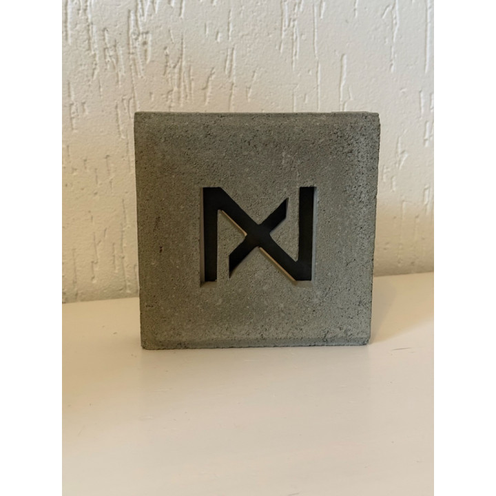 Duvel x Nikes - DNA Concrete Brick - UNIEK - uit privécollectie